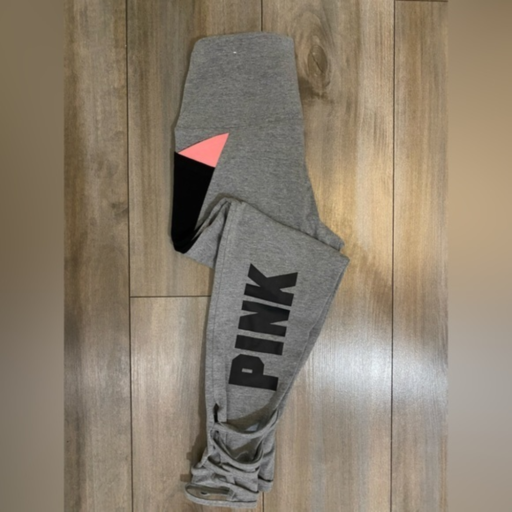PINK Victoria's Secret Leggings Ankle‎ Crochet Yoga Size Small